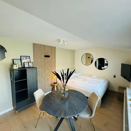 41 Sunshine Apartment