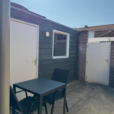 41 Sunshine Apartment *